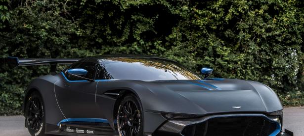 开云体育入口-赛道上的绝对统治，勒克莱尔领衔雷诺轻取阿斯顿马丁