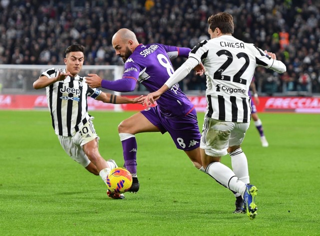 完胜佛罗伦萨，赛季首胜