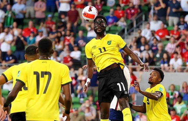 牙买加队在国际足球赛中晋级下一轮的简单介绍