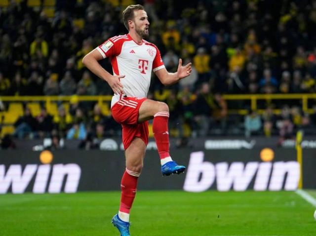 包含拜仁慕尼黑防线稳固，三轮不失一球创趣的词条