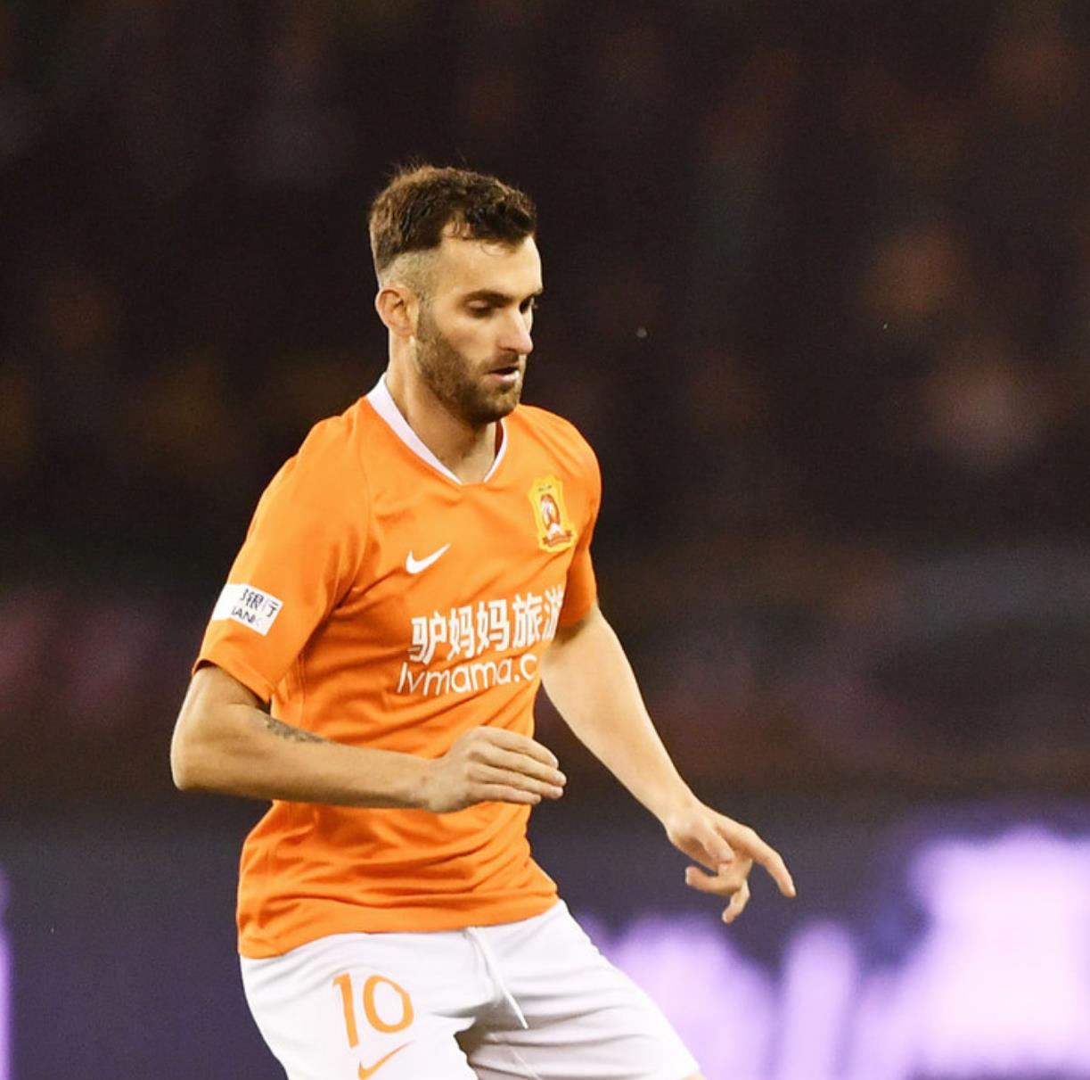 关于北京人和客场战胜武汉卓尔，抢得关键三分的信息