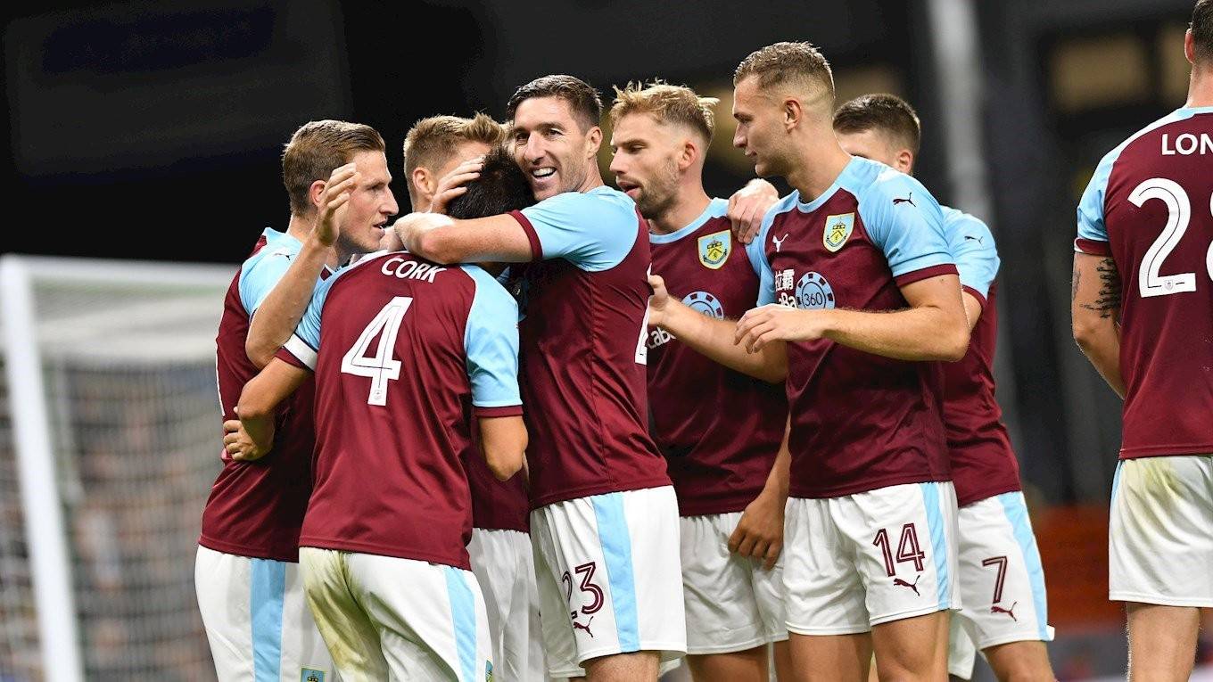 关于沃尔夫斯堡客场战胜伯恩利，豪取三分！的信息