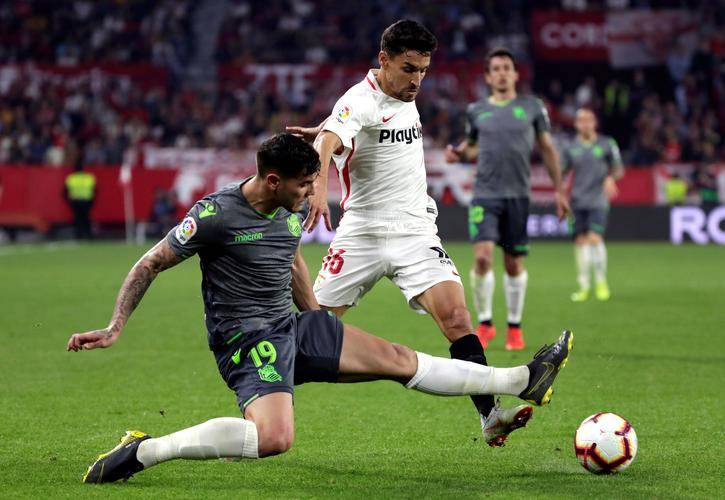 包含塞维利亚力压对手，重返胜利轨道的词条