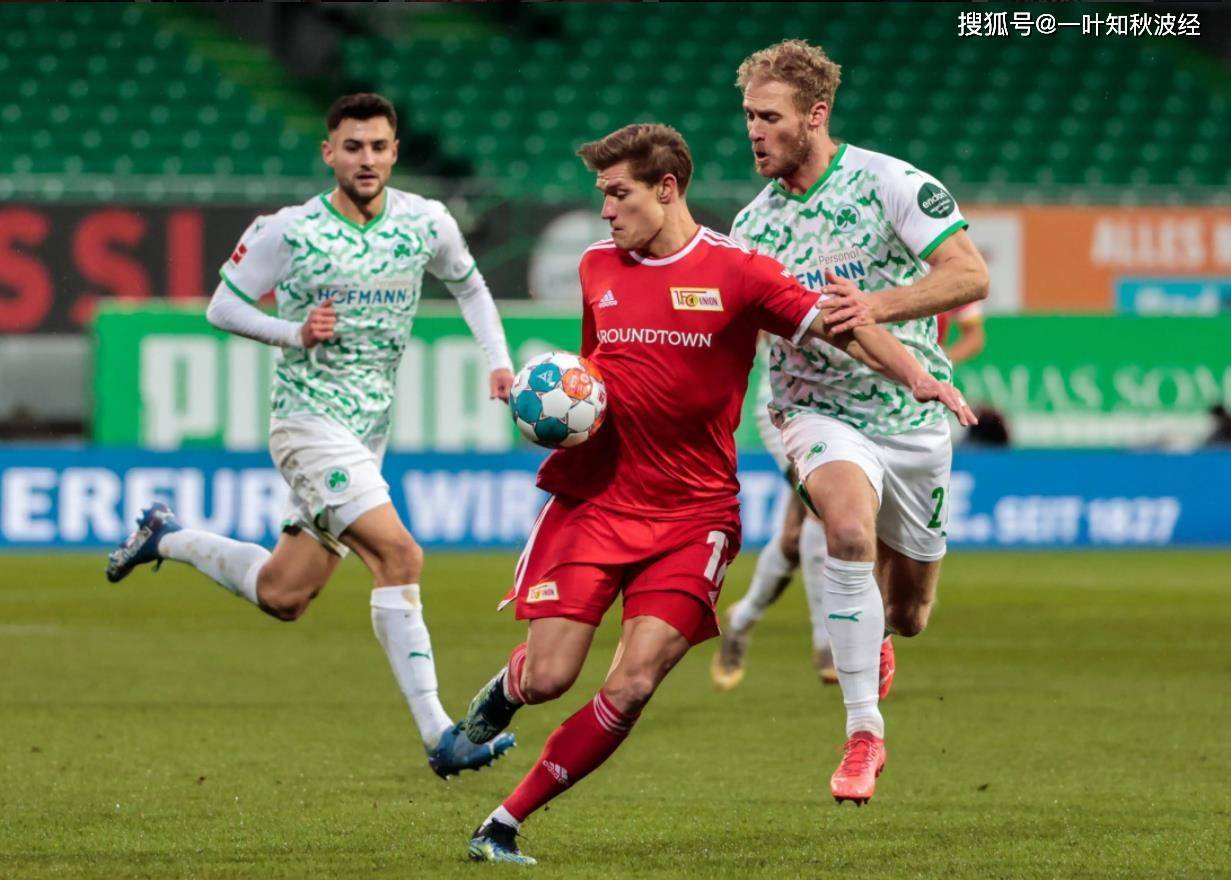 门兴格拉德巴赫客场击败斯图加特，登顶德甲前四位置的简单介绍