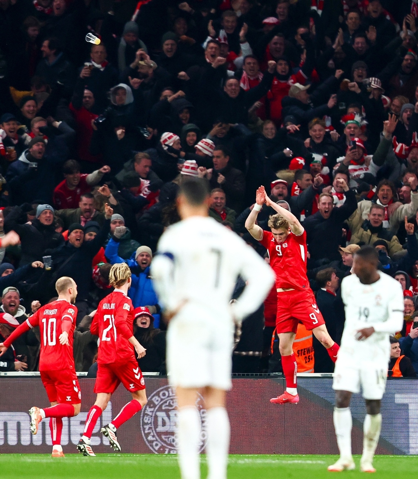 丹麦-战平英格兰，欧国联小组赛收官