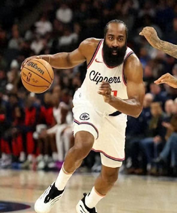 猛龙主场不敌热火,遭遇两连败 猛龙主场不敌热火,遭遇两连败