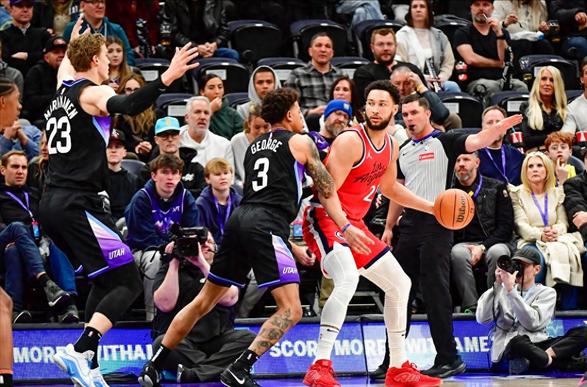 快船新援展现实力，助球队胜